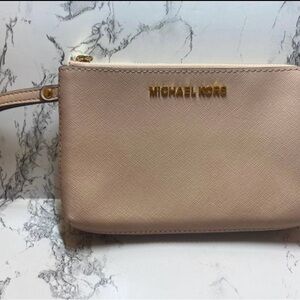 Michael Kors Wristlet
